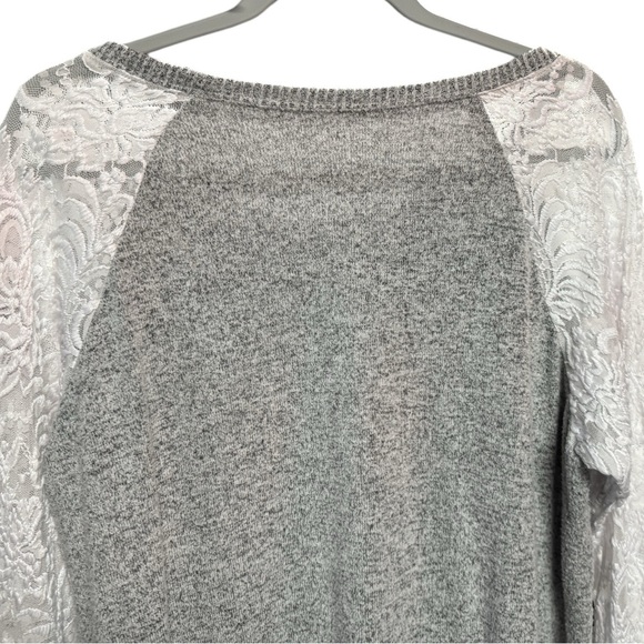 Torrid Heather Gray Super Soft Plush Lace Sleeve Raglan Sweatshirt Size 2 2XL - Picture 16 of 16